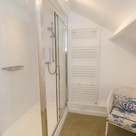 Hinderwell House Casa de Férias *