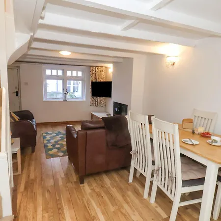 Hinderwell House * Saltburn-by-the-Sea