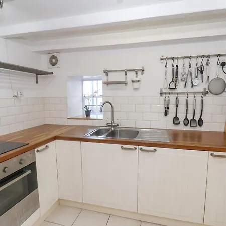 بيت للعطل Hinderwell House *